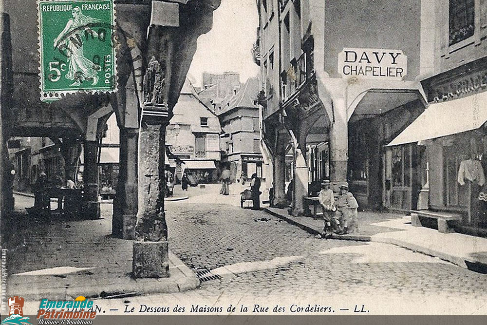 Dessous des maisons de la rue des Cordeliers