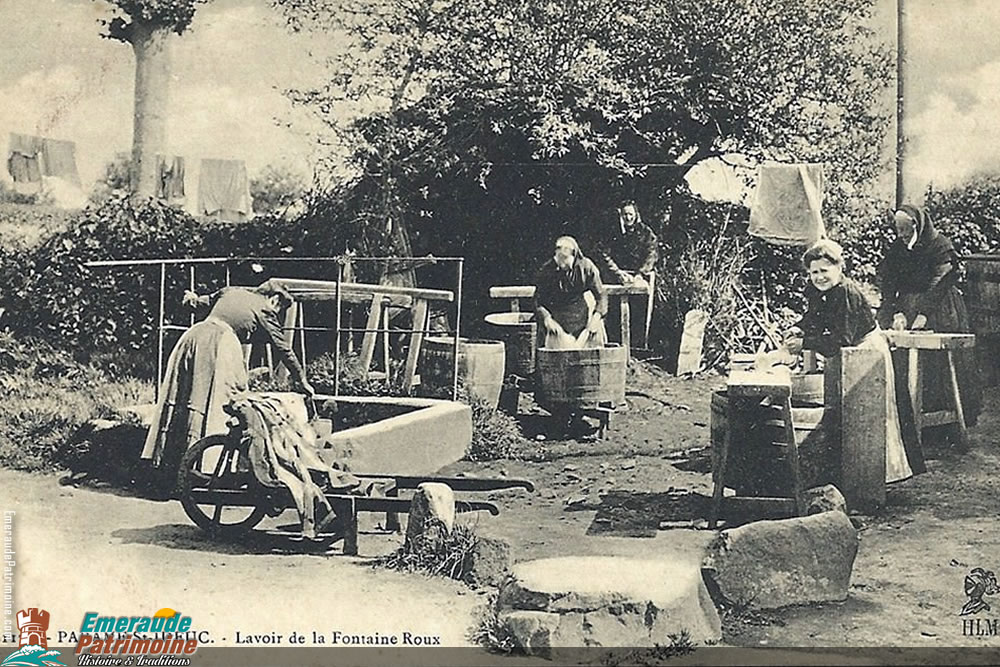 Lavoir de la fontaine roux - Paramé Saint-ideuc